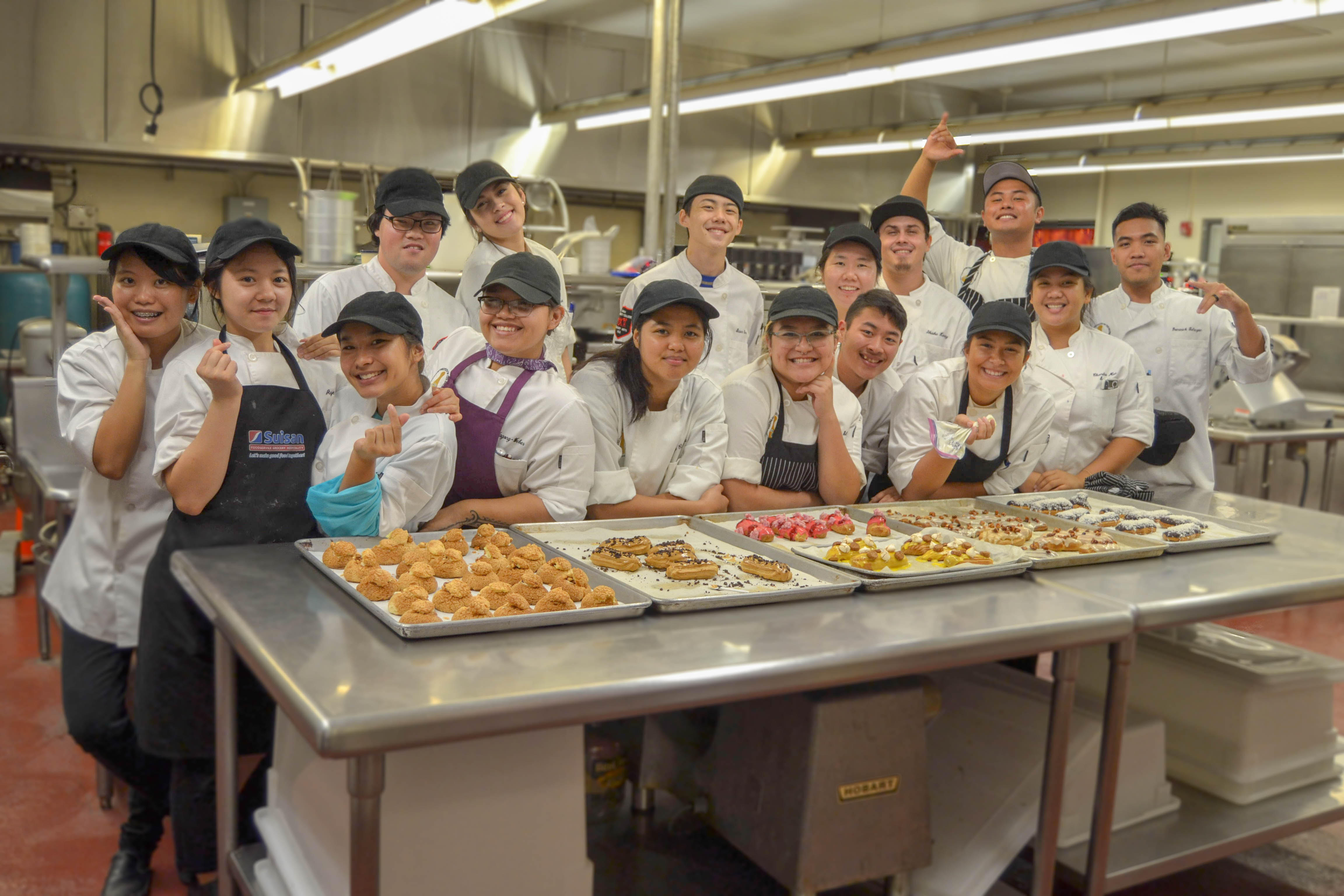 cafeteria student workers