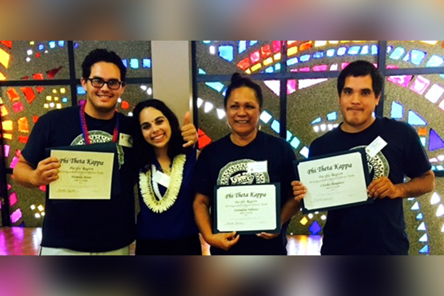 Phi Theta Kappa Alpha Psi Epsilon Chapter members