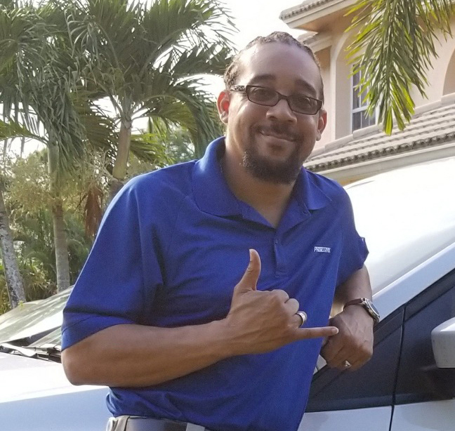 Taryll Moore is a 2015 ABRP alumnus who has built a successful career on Hawai'i Island as an auto damage adjuster. 